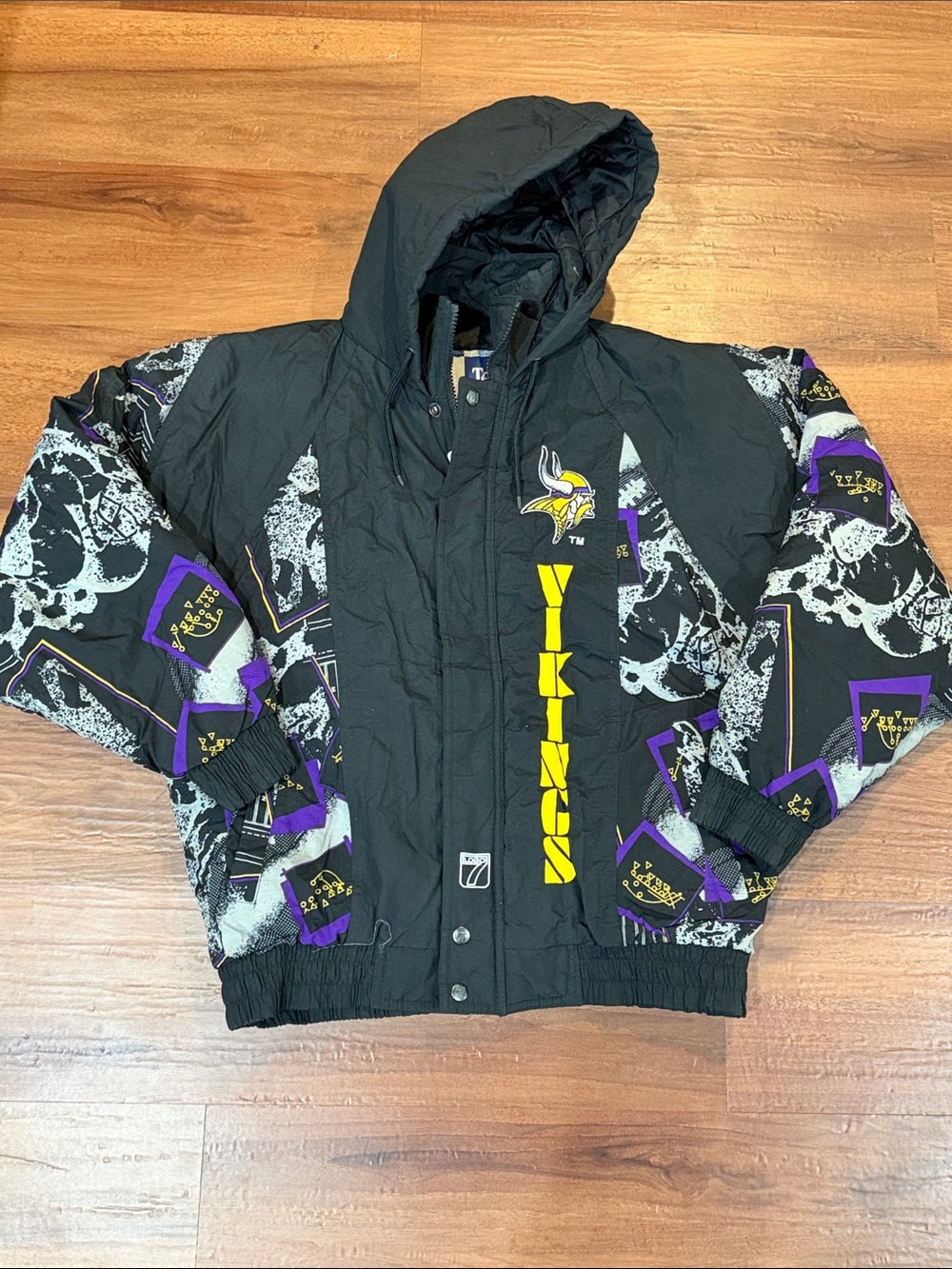 LOGO 7 Black, Purple & Yellow Minnesota Vikings Puffer Jacket